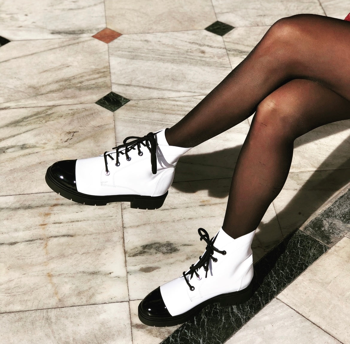 DIANA BLACK & WHITE BOOTS