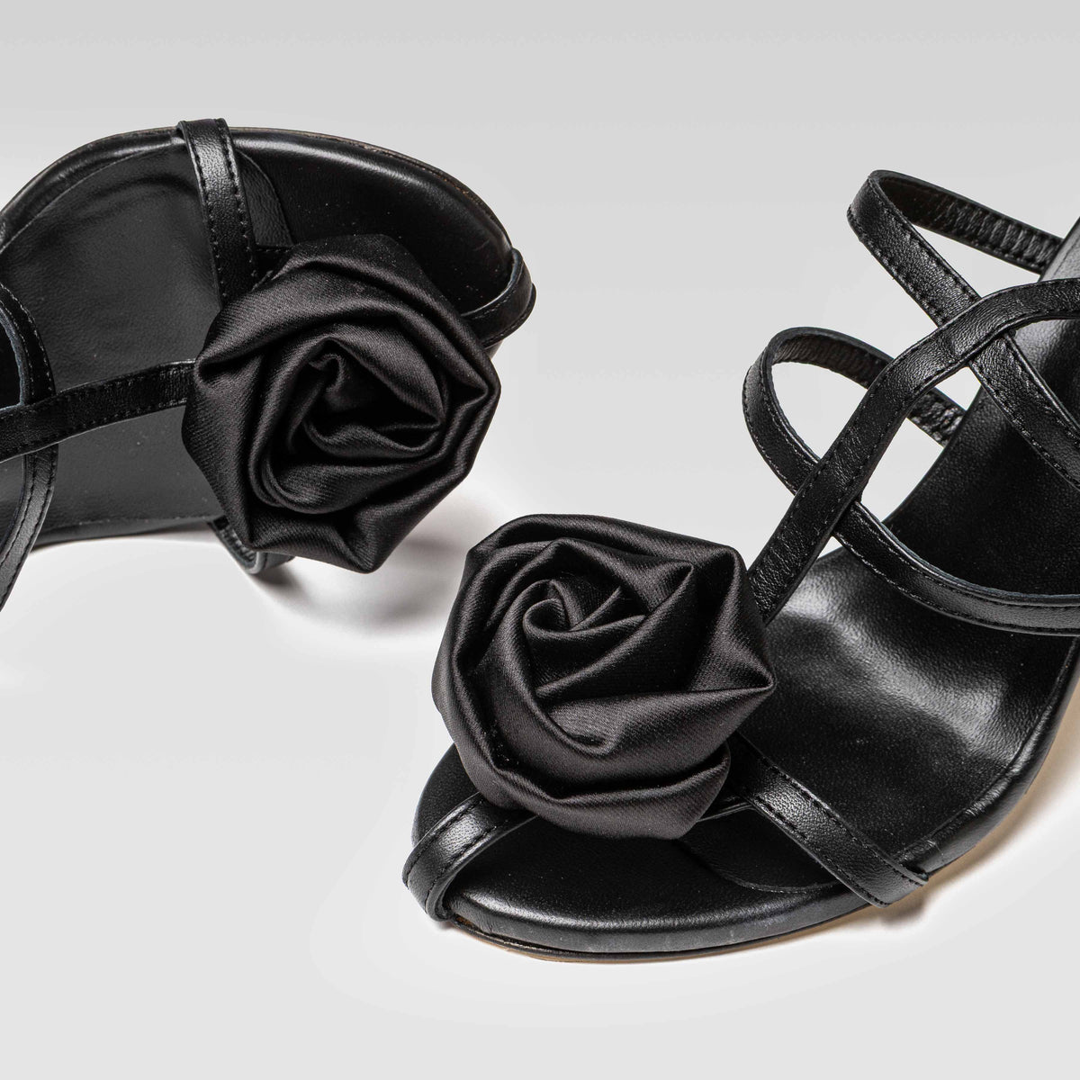 MICAELA ROSE  SANDALS  9.5