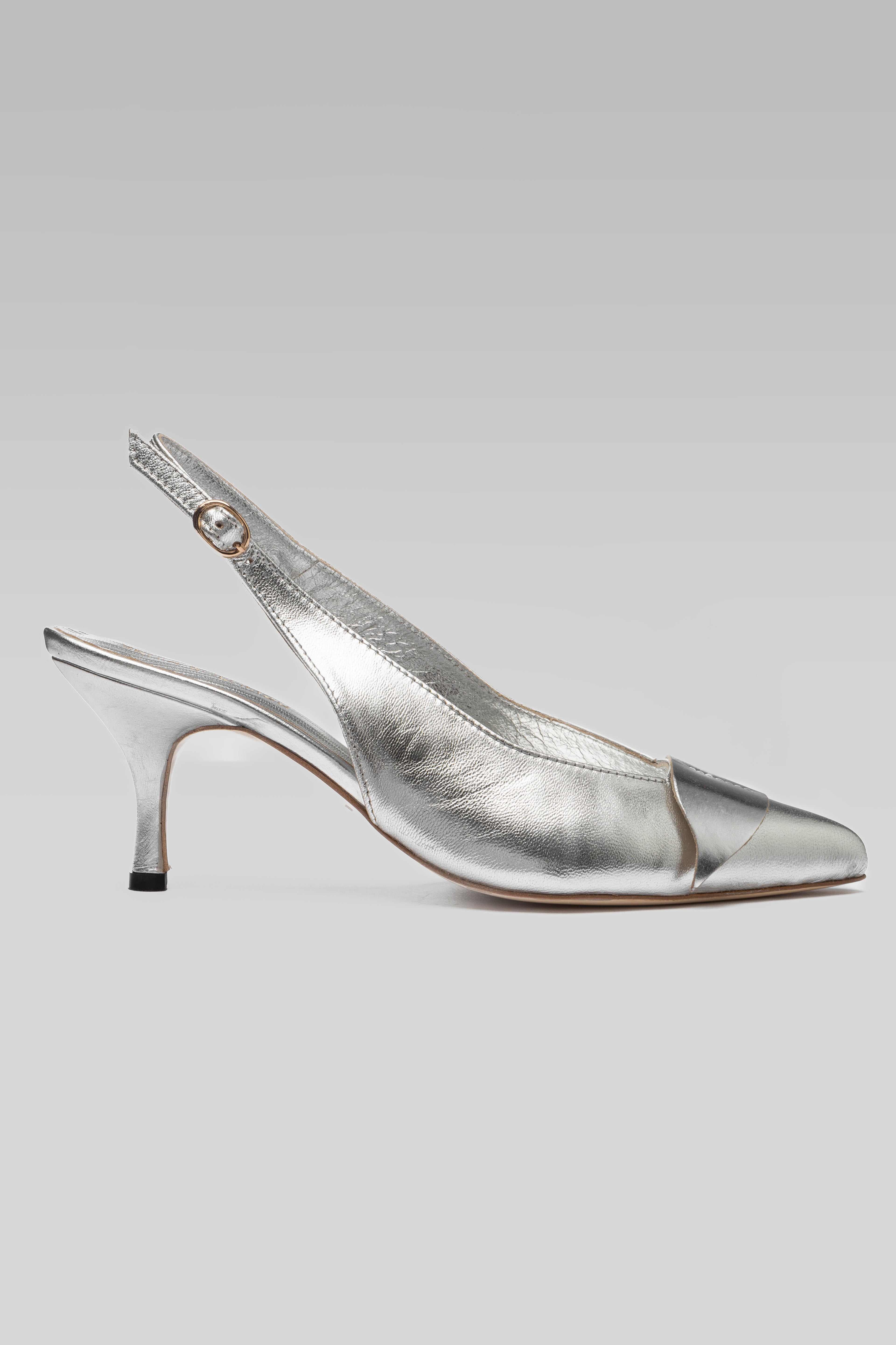 HAVANA SILVER PUMPS 6.5