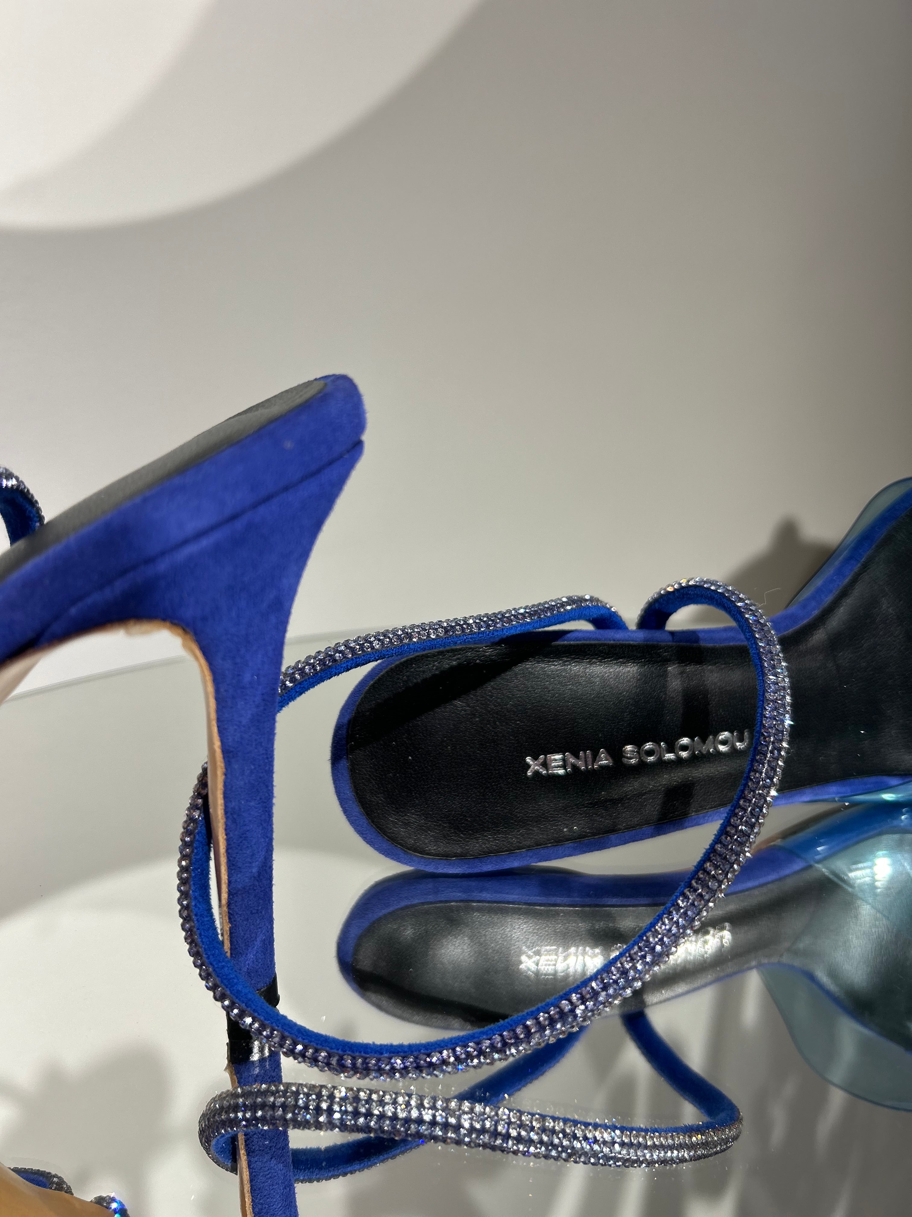 GINA SANDALS  9.5 XENIA SOLOMOU